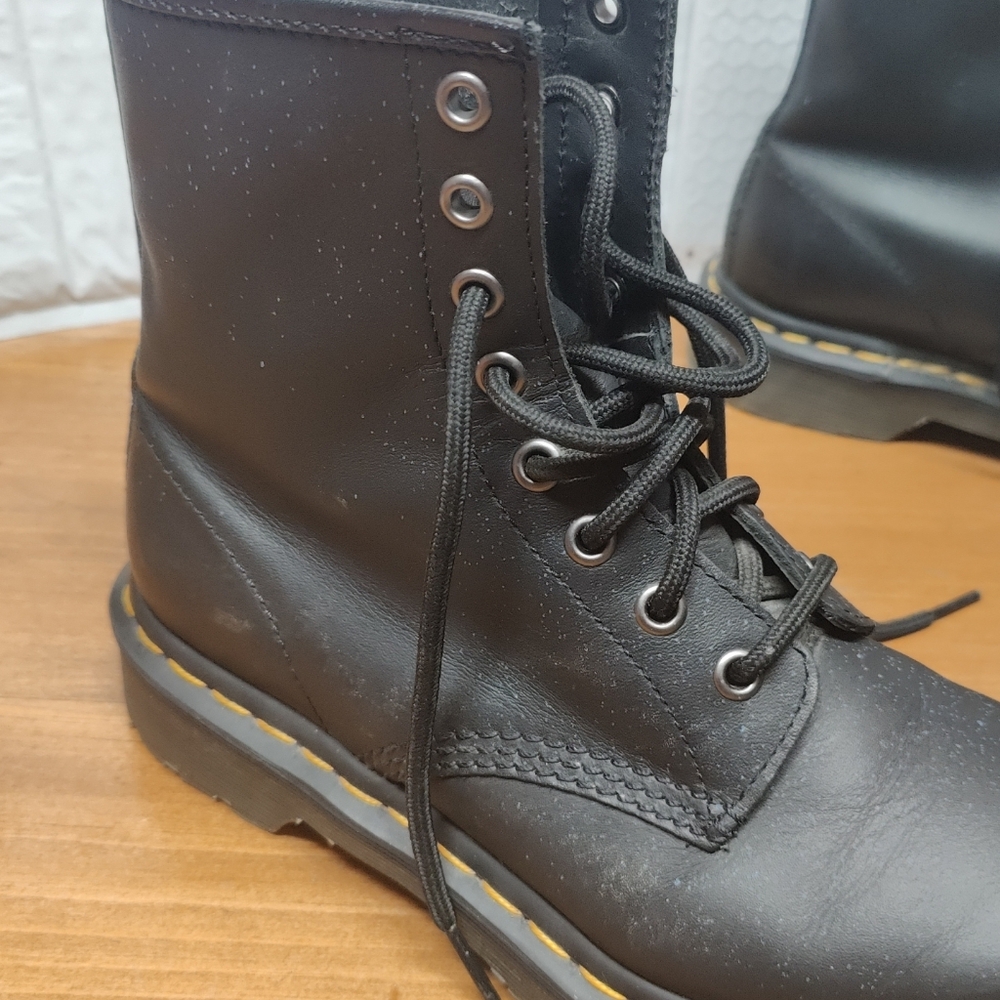 Dr. Martens 1460 Smooth Leather Lace Up Boots Womens Size 7 - Picture 11 of 14